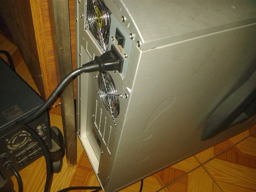 Imagen 3 de 3 de Torre De Quemado De Cds Dvds Y Blu Ray Winpower