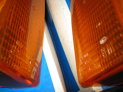 Monza Sle Classic 88 A 90 - Par De Pisca Arteb Com Logo Gm