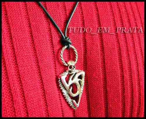 Pingente Tribal Caveira Em Prata Com Cordão