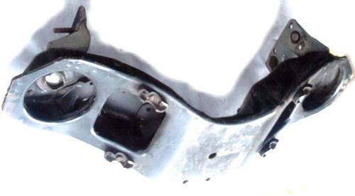 Agregado Travessa Suspensão Motor 4.1 Pick Up Silverado 97/1