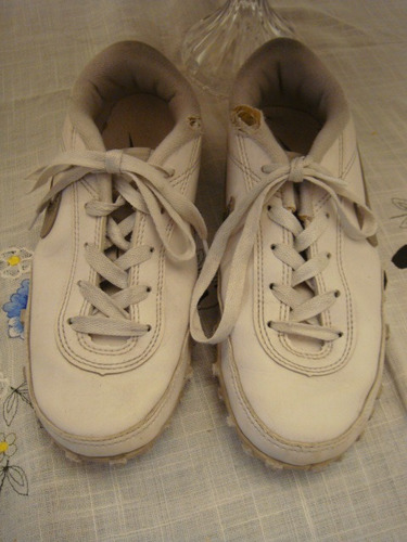 Tenis Nike Branco Prata Estilo Chuteira Tam. 35