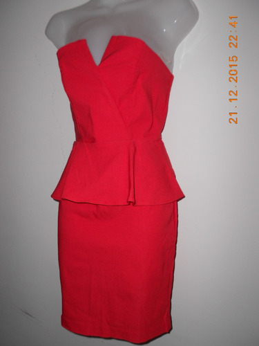 Bello Vestido  Importado Rojo Straple Talla S