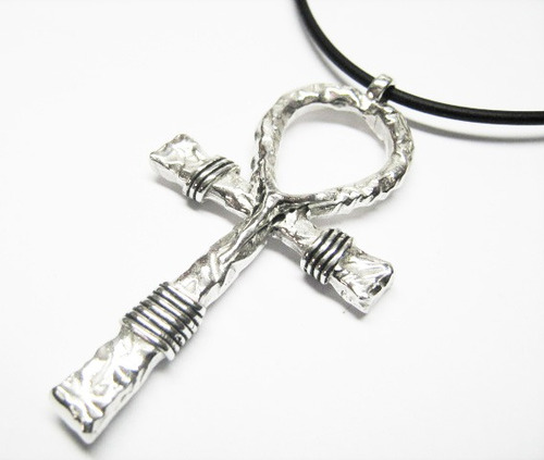 Cruz Ankh / Ansata Em Prata