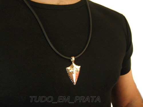 Pingente Escudo Medieval Cruz De Santiago/templária Em Prata