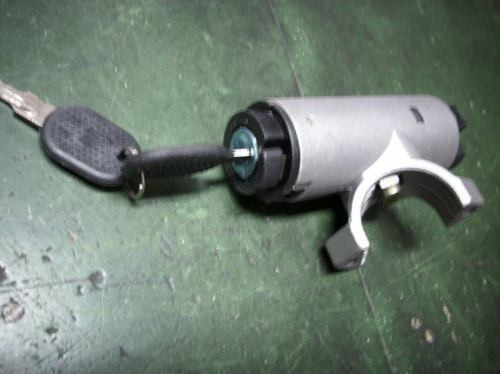 Llave Contacto De Arranque Con Collar Completa Fiat Uno