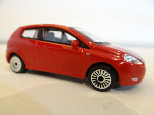 Fiat Grande Punto - Bburago Escala 1/43