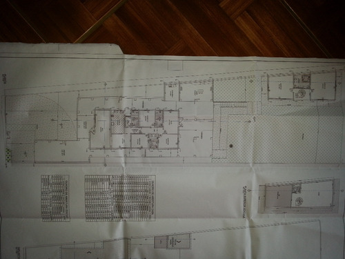 Casa Grande, Com Edicula, E Mais 1575 Metros De Terreno Disponivel!