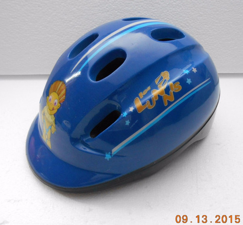 Casco Para Uso En Bicicleta Usado Fotos Reales