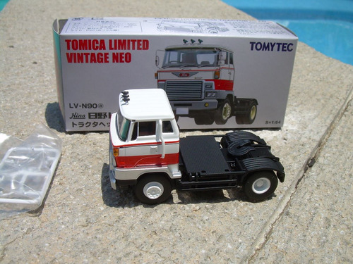 Tracto Camión Hino He366 De Tomica Limited Vintage 1:64 Vv4