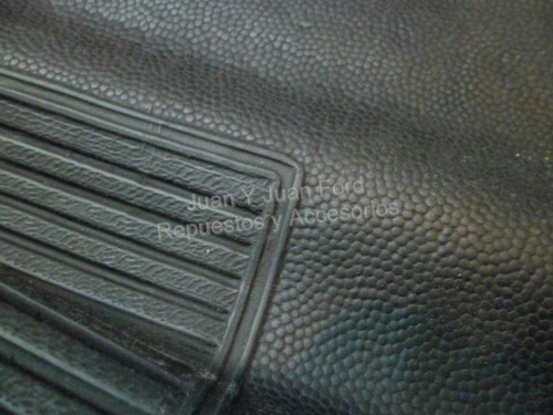 Imagen 2 de 2 de Alfombra De Goma De Piso De Ford F-100 82/87 Nueva Excelente