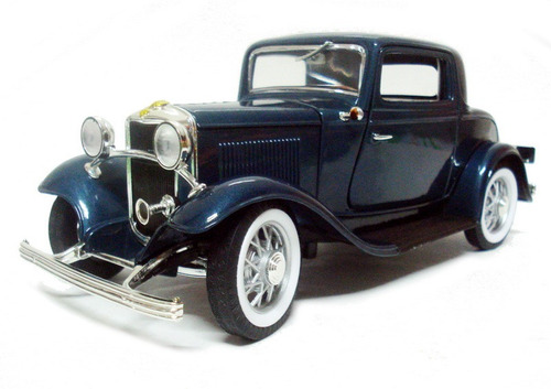 Ford 3 Window 1932 1:18 Road Signature Yatming