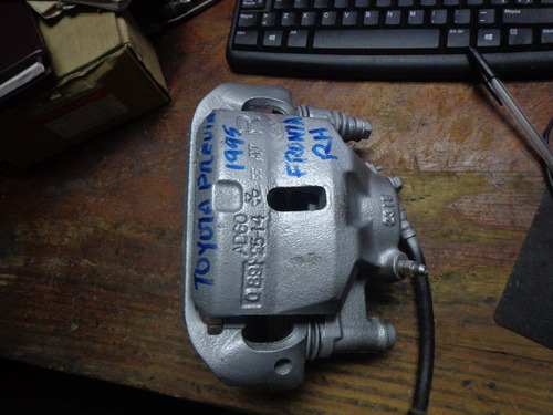 Vendo Caliper Delantero Derecho De Toyota Previa, Año 1995