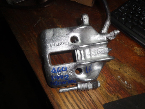 Vendo Caliper  Freno Delantero Izquierdo Volvo 460, Año 1992