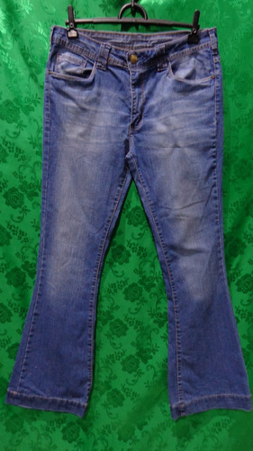 Calça Jeans Feminina Elastano Modelo Flare Tm/42