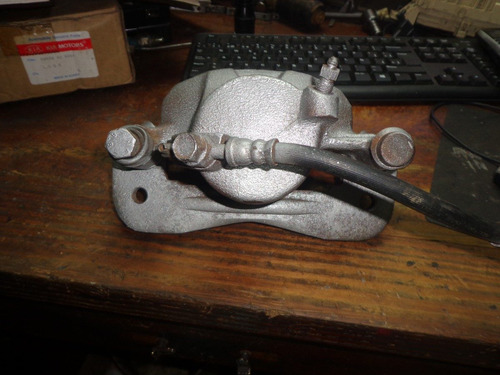 Imagen 3 de 4 de Vendo Caliper Freno Delantero Izq. Toyota Previa, Año 1995