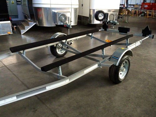 Trailer Mactrail Lancha 17 Pies Con Cama De Madera