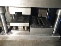 Comprar Matriz De Corte Y Conformado De Hojas De Puñales.