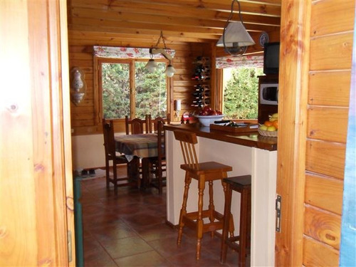 Imagen 7 de 14 de Aluiler Temporario Casa En Bariloche Km 10 8 Pax