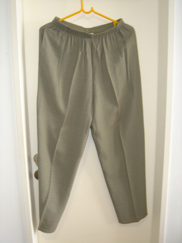 Saco Con Bajo Y Pantalón.