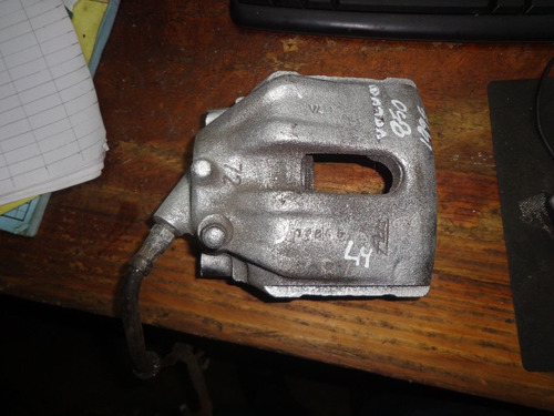 Vendo Caliper  Freno Delantero Derecho De Volvo, Modelo 850