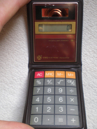 Antigua Calculadora Solar Emd Electronic Sc-93 No Funciona