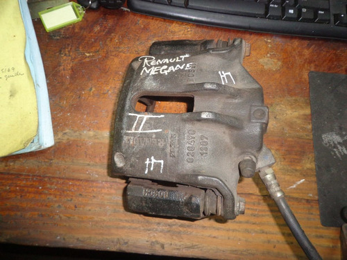 Vendo Caliper De Freno Delantero Izquierdo De Renault Megame