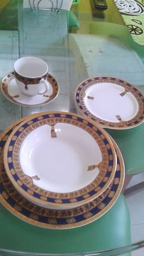 Imagen 3 de 6 de Vajilla Italiana Casabella Bordes Oro 8 Puestos Con Servicio