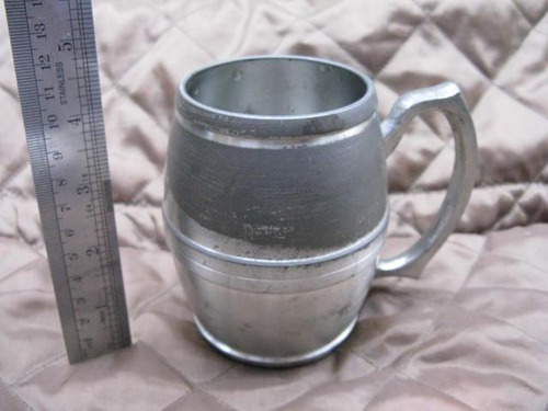 Retro Virales: Vieja Taza Metal Singapur Asa Rara Peltre Ayt