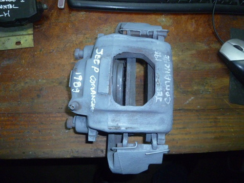 Vendo Caliper  Freno Delantero De Jeep Cheroke Año 1989