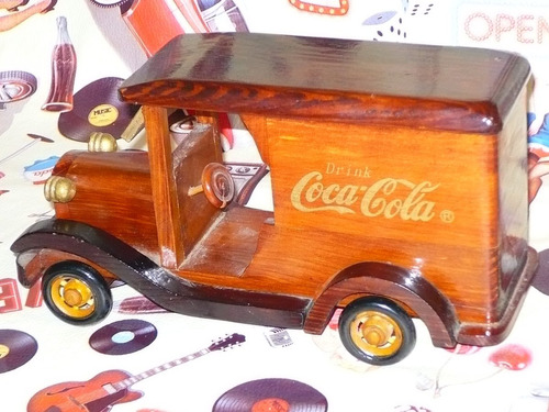 Coca Cola Camion De Madera 24x19 Cm