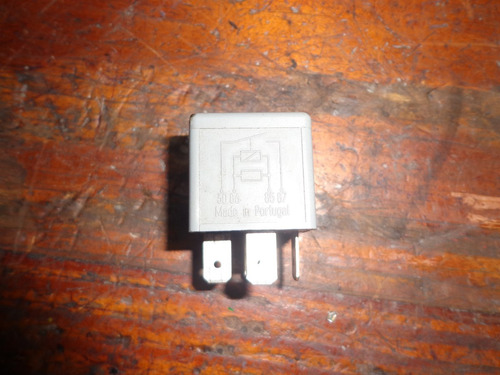 Imagen 3 de 4 de Vendo Relay De Volkswagen Passat O Audi, # 141 951 253b