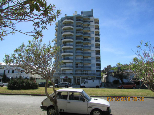 Imagen 2 de 14 de Apartamento Para 4 Personas En Rambla Edificio San Antonio