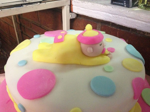 Delicioso Pastel De Fondant Para Baby Shower