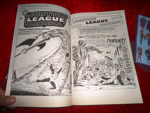 Justice League Of America Vol. 2 - 560 Páginas, Importada