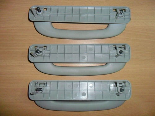 Imagen 2 de 2 de Manillas De Techo De Chevolet Luv Dmax 2005-2013
