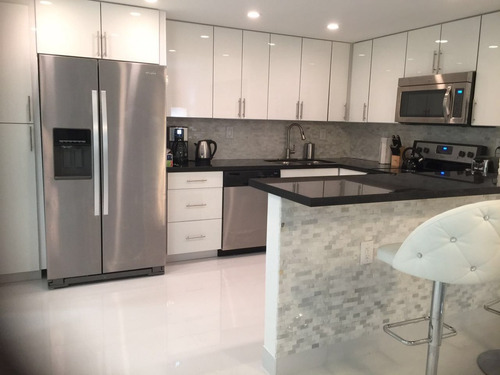 Excelente Apartamento Frente Al Mar Sunny Isles