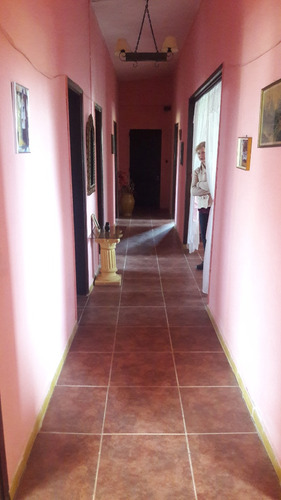 Chacra A 40 Km De Montevideo Con Linda Casa