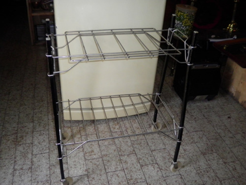 Mesa De Tv Retro Vintage Desarmable De Caño Y Varillas Metal