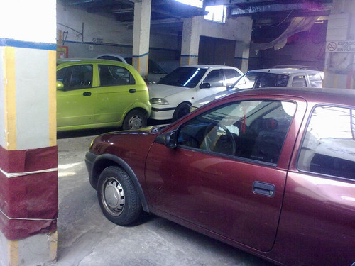 Estacionamiento Lavadero En Pocitos. Local Con O Sin Renta.