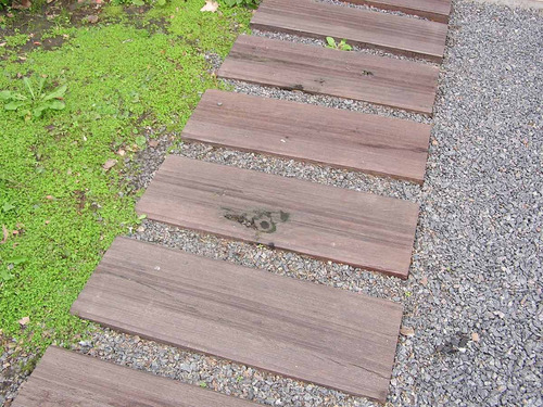 Imagen 4 de 6 de Durmiente De Quebracho Colorado En Tabla Para Caminos Jardin