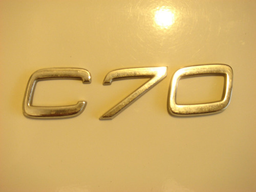 Emblema Cajuela Volvo C70 '98 # 242