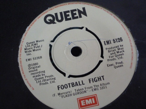 Queen Flash Football Fight Simple Ingles