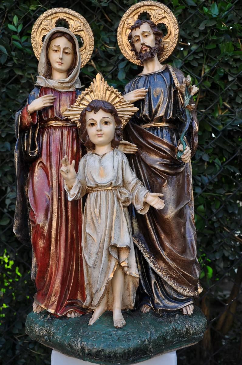Sagrada Familia 60 Cm Resina Imagem Sacra Ir044