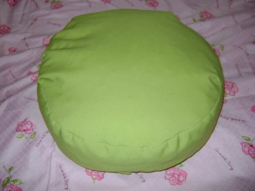 Almohadon Redondo Verde Manzana Con Relleno Nuevo(colores)