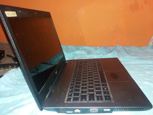 Notebook Positivo Sim / Defeito No Teclado E Carregador