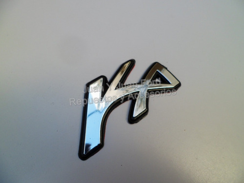 Emblema Insignia Ka De Ford Ka En Baul Nueva!!