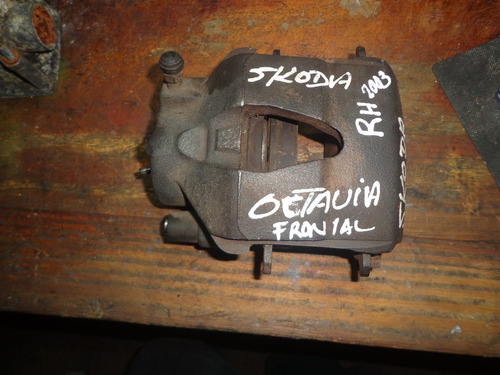 Vendo Caliper  Freno Delantero Derecho De Skoda Octavia