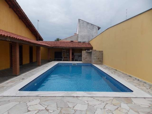 Sobrado C/ Piscina A Venda Na Praia De Peruíbe