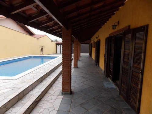Sobrado C/ Piscina A Venda Na Praia De Peruíbe