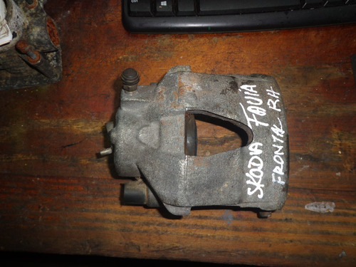 Vendo Caliper De Freno De Delantero Skoda Favia, Año 2003